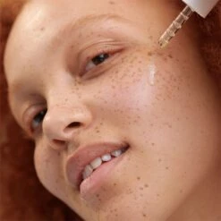 3INA Skincare The Oil Drops -Brown Technies Magasin 3ina skincare the oil drops serum protecteur visage 2