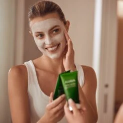 AHAVA Mineral Radiance -Brown Technies Magasin ahava mineral radiance masque detoxifiant a la boue visage 6