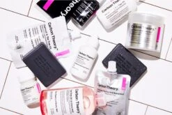 Carbon Theory Vitamin E & Tea Tree Oil -Brown Technies Magasin carbon theory vitamin e tea tree oil creme legere hydratante pour peaux a problemes acne 4