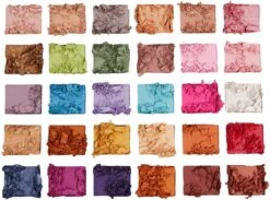 I Heart Revolution X Shrek Happily Ever After -Brown Technies Magasin i heart revolution x shrek happily ever after palette de fards a paupieres 2