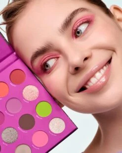 LAMEL The Myth Of Utopia Eyeshadow Palette -Brown Technies Magasin lamel the myth of utopia eyeshadow palette palette de fards a paupieres 7