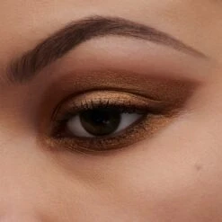 MAC Cosmetics Holiday Squall Goals Eye Shadow Palette X 6 14 MAC Cosmetics Holiday Squall Goals Eye Shadow Palette X 6 -Brown Technies Magasin mac cosmetics holiday squall goals eye shadow palette x 6 palette de fards a paupieres 5