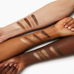 MAC Cosmetics Holiday Squall Goals Eye Shadow Palette X 6 15 MAC Cosmetics Holiday Squall Goals Eye Shadow Palette X 6 -Brown Technies Magasin mac cosmetics holiday squall goals eye shadow palette x 6 palette de fards a paupieres 6