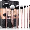 Makeup Revolution The Everything Brush Set -Brown Technies Magasin makeup revolution the everything brush set kit de pinceaux coffret cadeau