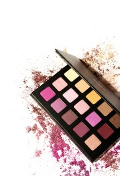 NOBEA Day-to-Day Rosy Glam Eyeshadow Palette -Brown Technies Magasin nobea day to day rosy glam eyeshadow palette palette de fards a paupieres 3