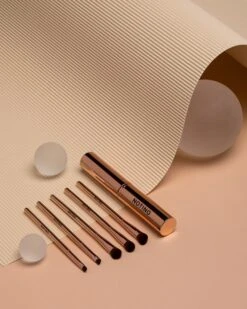 Notino Luxe Collection Eyes & Brow Brush Set -Brown Technies Magasin notino luxe collection eyes brow brush set kit de pinceaux fard a paupieres 8