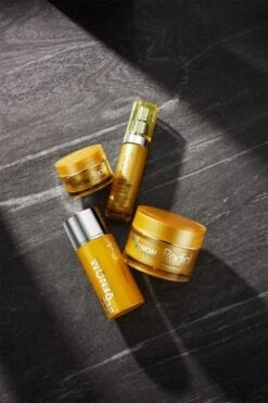 Rodial Bee Venom Eye Cream 8 Rodial Bee Venom Eye Cream -Brown Technies Magasin rodial bee venom eye cream creme yeux au venin dabeille 1