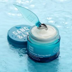 Sand & Sky Tasmanian Spring Water Hydration Boost Cream -Brown Technies Magasin sand sky tasmanian spring water hydration boost cream gel creme leger pour une hydratation intense 2