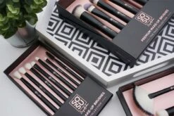 SOSU Cosmetics Premium Brushes The Face Collection -Brown Technies Magasin sosu cosmetics premium brushes the face collection kit de pinceaux pour un look parfait 2